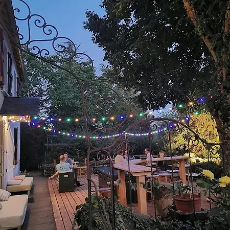 Avec Restaurant Privatisé Hébergement de vacances Biollet