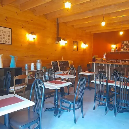 Avec Restaurant Privatise *