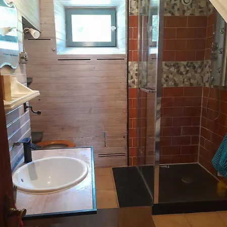 Avec Restaurant Privatisé * Biollet